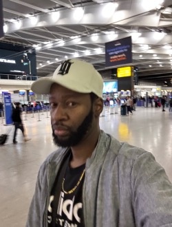 Dceezy's profile, a single 39-year-old a man in Hatfield