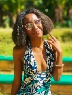 Ange's profile, a single 31-year-old a woman in Abedo