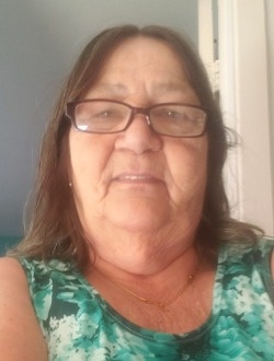 Linda's profile, a single 64-year-old a woman in Longueuil