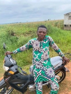 Fados's profile, a single 35-year-old a man in Porto-Novo