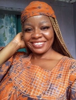 Laary's profile, a single 34-year-old a woman in Yaoundé