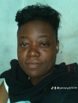 Serval's profile, a single 39-year-old a woman in Douala