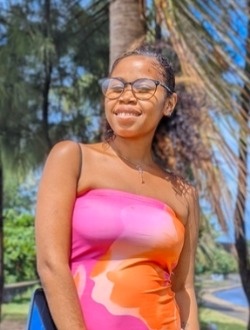 Ornella's profile, a single 21-year-old a woman in Sambava