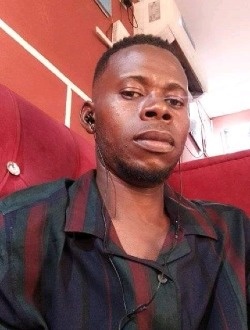 Khan's profile, a single 39-year-old a man in Bacongo