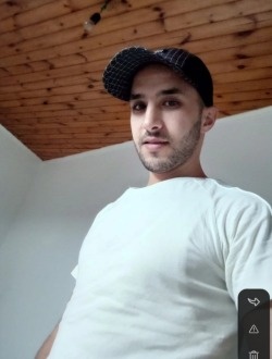 Hicham's profile, a single 33-year-old a man in Bruxelles
