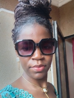 Hortense's profile, a single 33-year-old a woman in Abodemving
