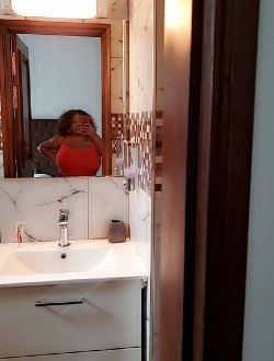 Love's profile, a single 36-year-old a woman in Douala