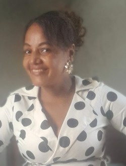Clarita's profile, a single 41-year-old a woman in Ambila-Lemaitso