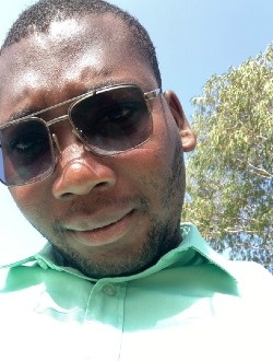 Elpidio's profile, a single 29-year-old a man in Lomé