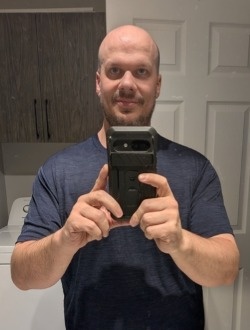 Nicolas's profile, a single 40-year-old a man in Lévis