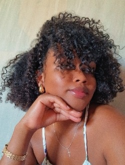 Myiah's profile, a single 24-year-old a woman in Antsiranana