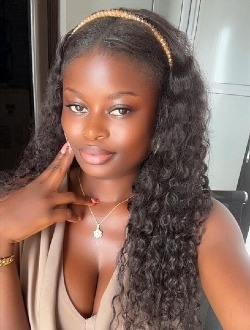 Manuela's profile, a single 23-year-old a woman in Abi