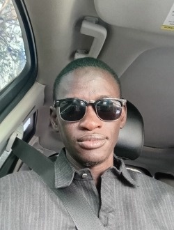 Momo's profile, a single 34-year-old a man in Dakar-Marine