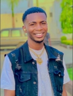 Alpha's profile, a single 24-year-old a man in Yaoundé