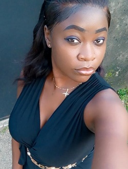 Paulette's profile, a single 59-year-old a woman in Yaoundé