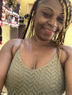 Grâce's profile, a single 54-year-old a woman in Marseille-en-Beauvaisis