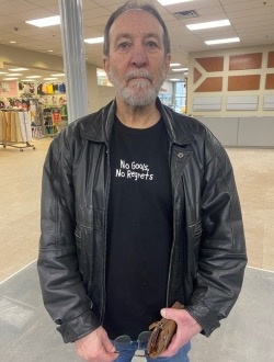 Gilles's profile, a single 72-year-old a man in Drummondville