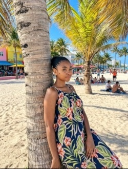 Jacquia's profile, a single 19-year-old a woman in 1ER Arrondissement