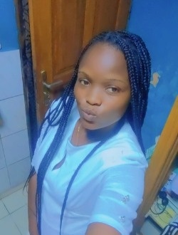 Kelly's profile, a single 25-year-old a woman in Douala