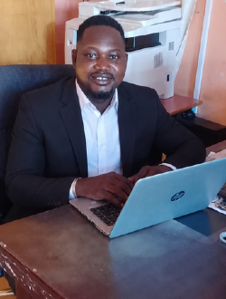 Médard's profile, a single 30-year-old a man in Ouagadougou