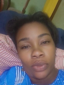 Danielle's profile, a single 36-year-old a woman in Yaoundé