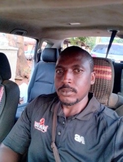 Oscar's profile, a single 39-year-old a man in Aboué