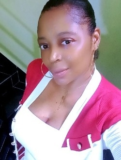 Géraldine's profile, a single 37-year-old a woman in Douala