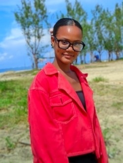 Adèle's profile, a single 23-year-old a woman in Toamasina
