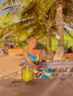 Jovana La Duchesse's profile, a single 22-year-old a woman in Yaoundé