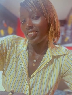 Rose's profile, a single 25-year-old a woman in Yaoundé