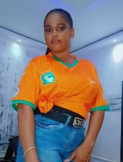 Binta's profile, a single 29-year-old a woman in Abidjan