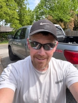 Bubba's profile, a single 53-year-old a man in Sedro-Woolley