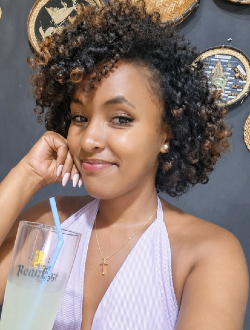 Santiana's profile, a single 26-year-old a woman in Toamasina