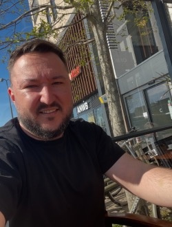 Laurentiu's profile, a single 33-year-old a man in Alkmaar