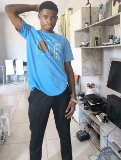 Paul's profile, a single 21-year-old a man in Lomé