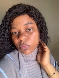 Marie José's profile, a single 23-year-old a woman in Yaoundé