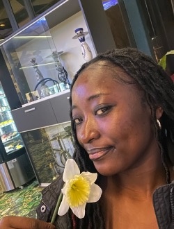 Desty's profile, a single 21-year-old a woman in Montpellier