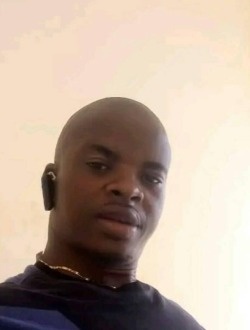 Anthony's profile, a single 39-year-old a man in Lomé