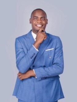 Lucrech's profile, a single 24-year-old a man in Dakar