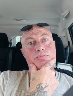 Teej's profile, a single 48-year-old a man in Gadsden