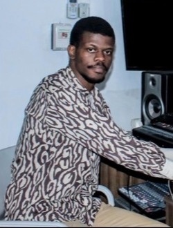 Clovis's profile, a single 31-year-old a man in Lemba