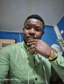 Joseph's profile, a single 31-year-old a man in Douala