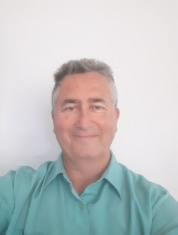Pat's profile, a single 66-year-old a man in Saint-Quentin