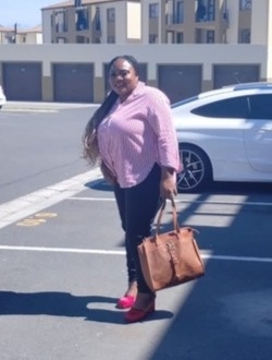 Michou's profile, a single 42-year-old a woman in Parow