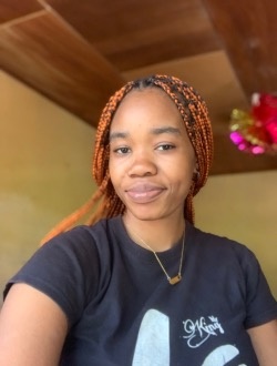 Yvanna's profile, a single 22-year-old a woman in Yaoundé