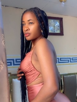 Anaïs's profile, a single 23-year-old a woman in Yaoundé