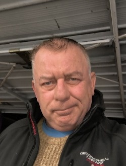 Stuart's profile, a single 54-year-old a man in Newcastle