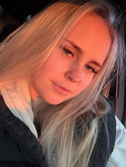 Judith's profile, a single 40-year-old a woman in Paris