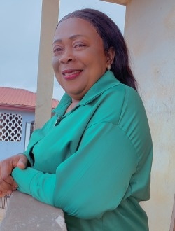 Evelyne's profile, a single 52-year-old a woman in Yaoundé
