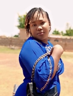Débora's profile, a single 29-year-old a woman in Ouagadougou